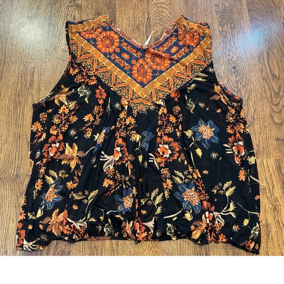 Free People Havana Floral Print Surplice Tank - Size Medium Bohemian Fashion - Picture 2 of 6